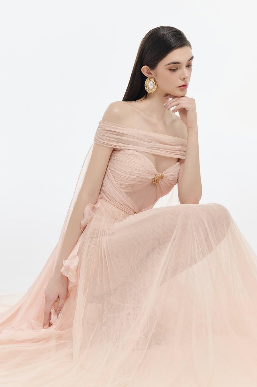 Mesh Off-Shoulder Ruffle Maxi Dress