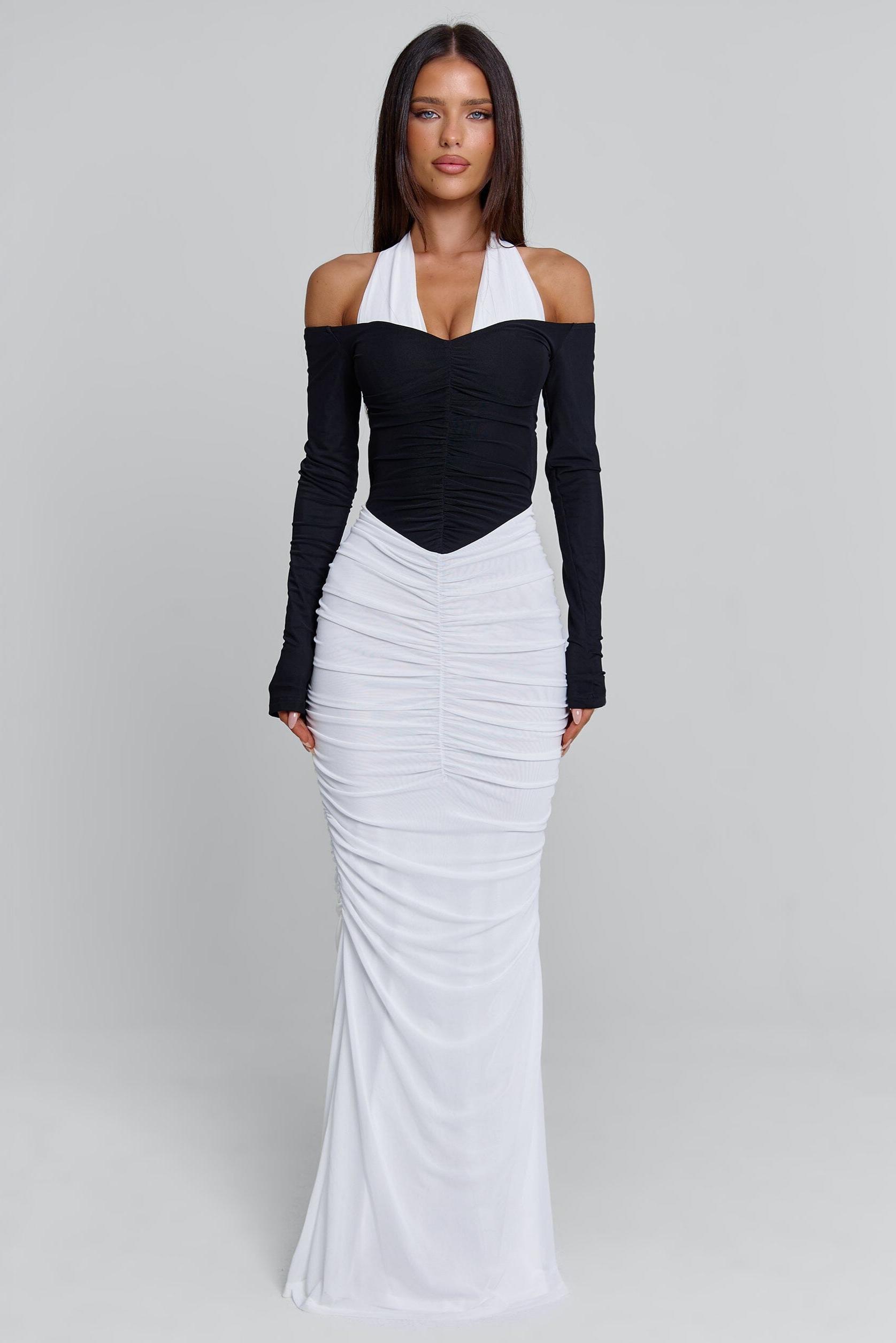 Contrast Color Halter Neck Gathering Maxi Dress