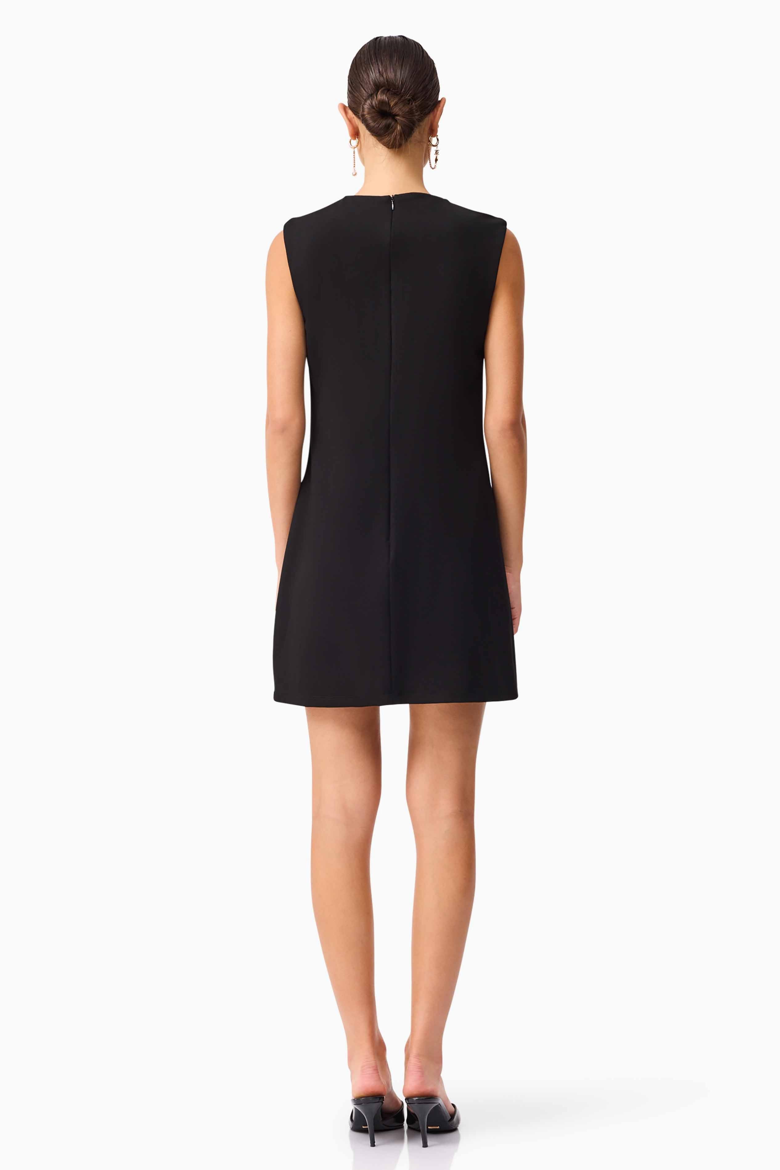 Contrast Color 3D Flower Round Neck Mini Dress