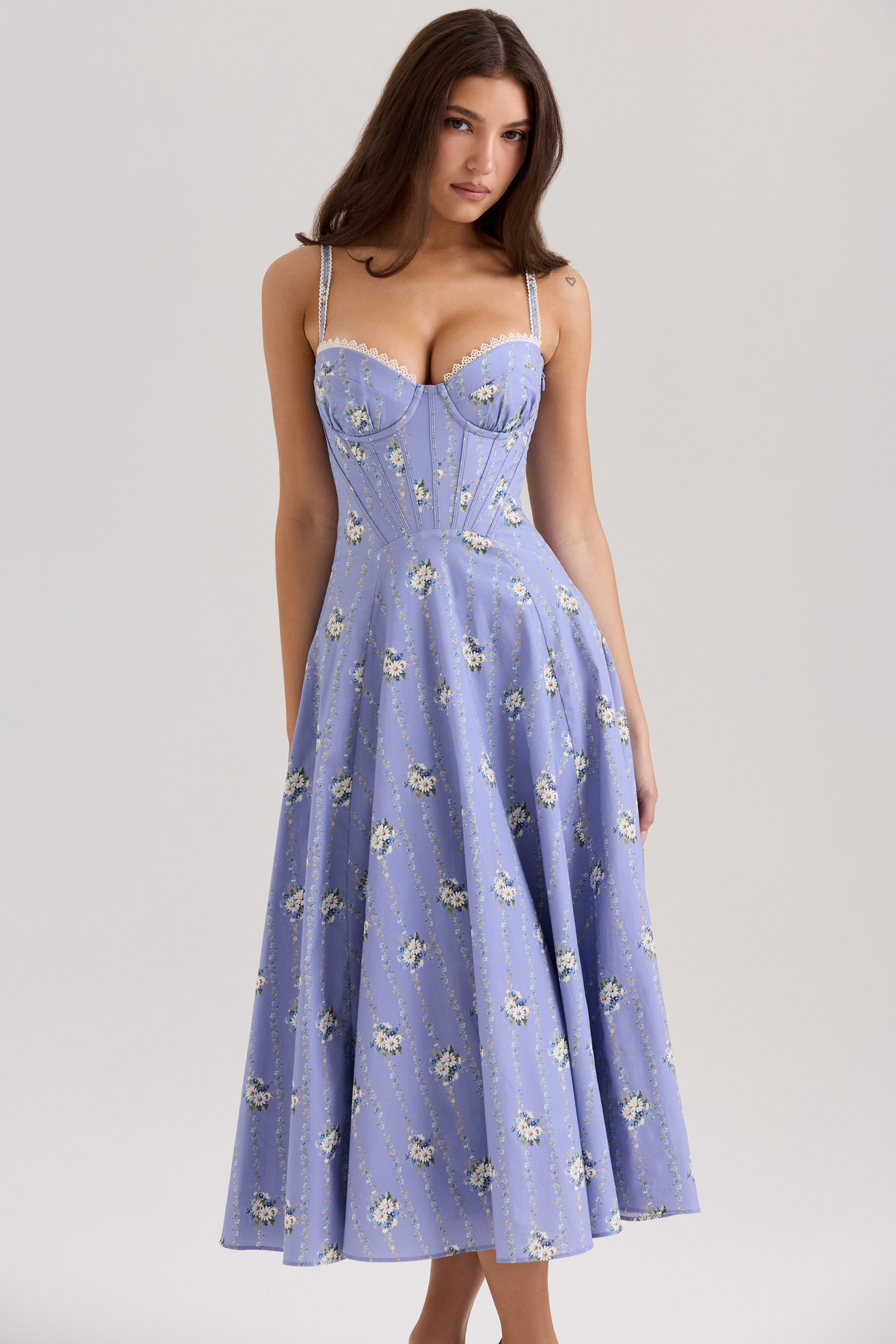 Floral Lace Sweetheart Neck Midi Dress