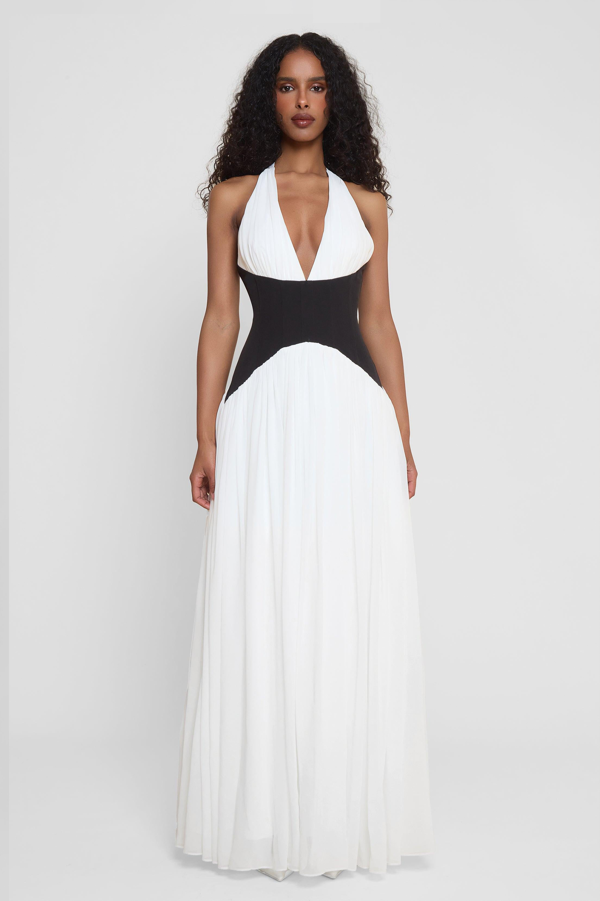 Contrast Color Gathering Halter Neck Midi Dress