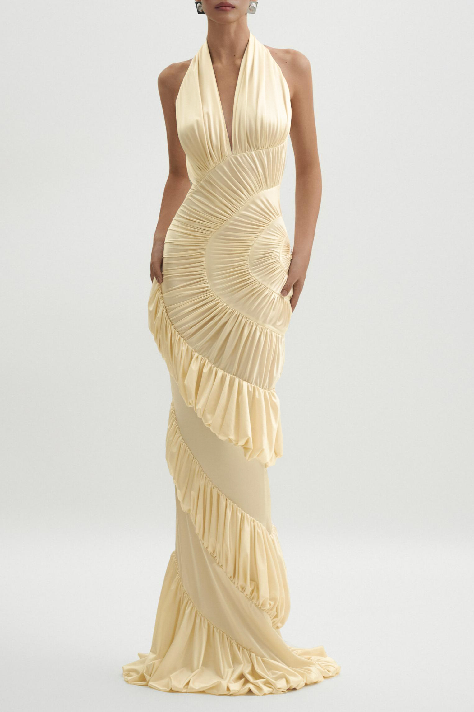 Halter Neck Gathering Ruffle Maxi Dress