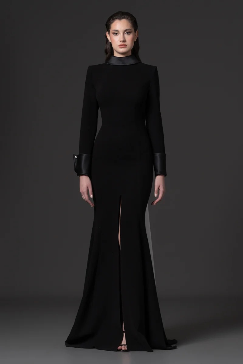 Contrast Color Backless Stand Collar Maxi Dress