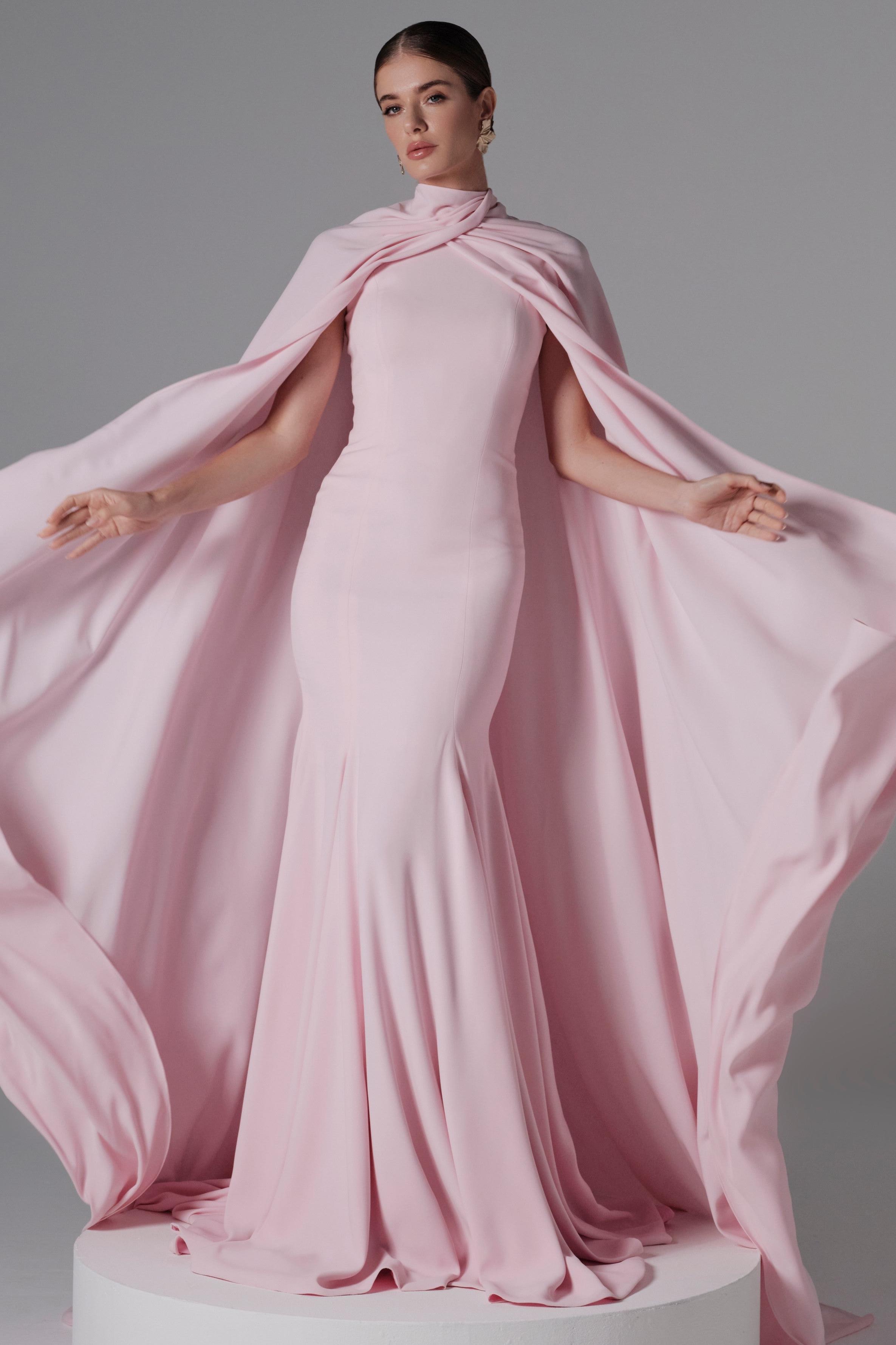 Solid Fishtail Hem Maxi Dress With Cape