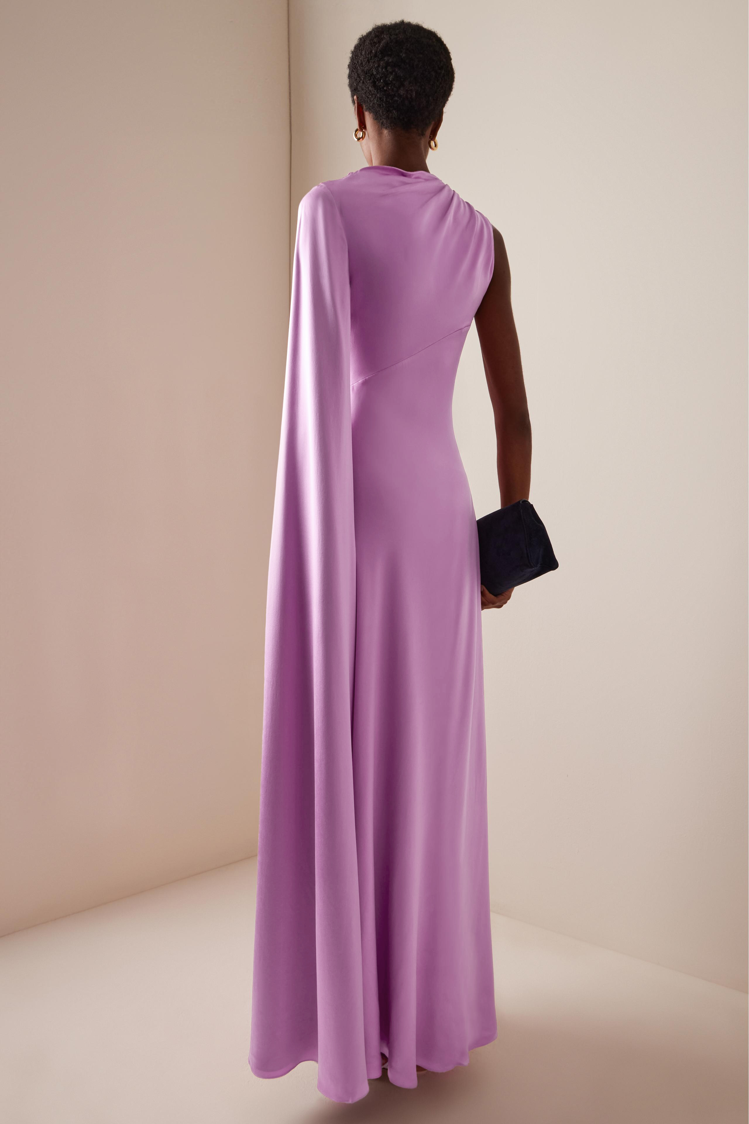 Contrast Color Gathering One Sleeve Maxi Dress