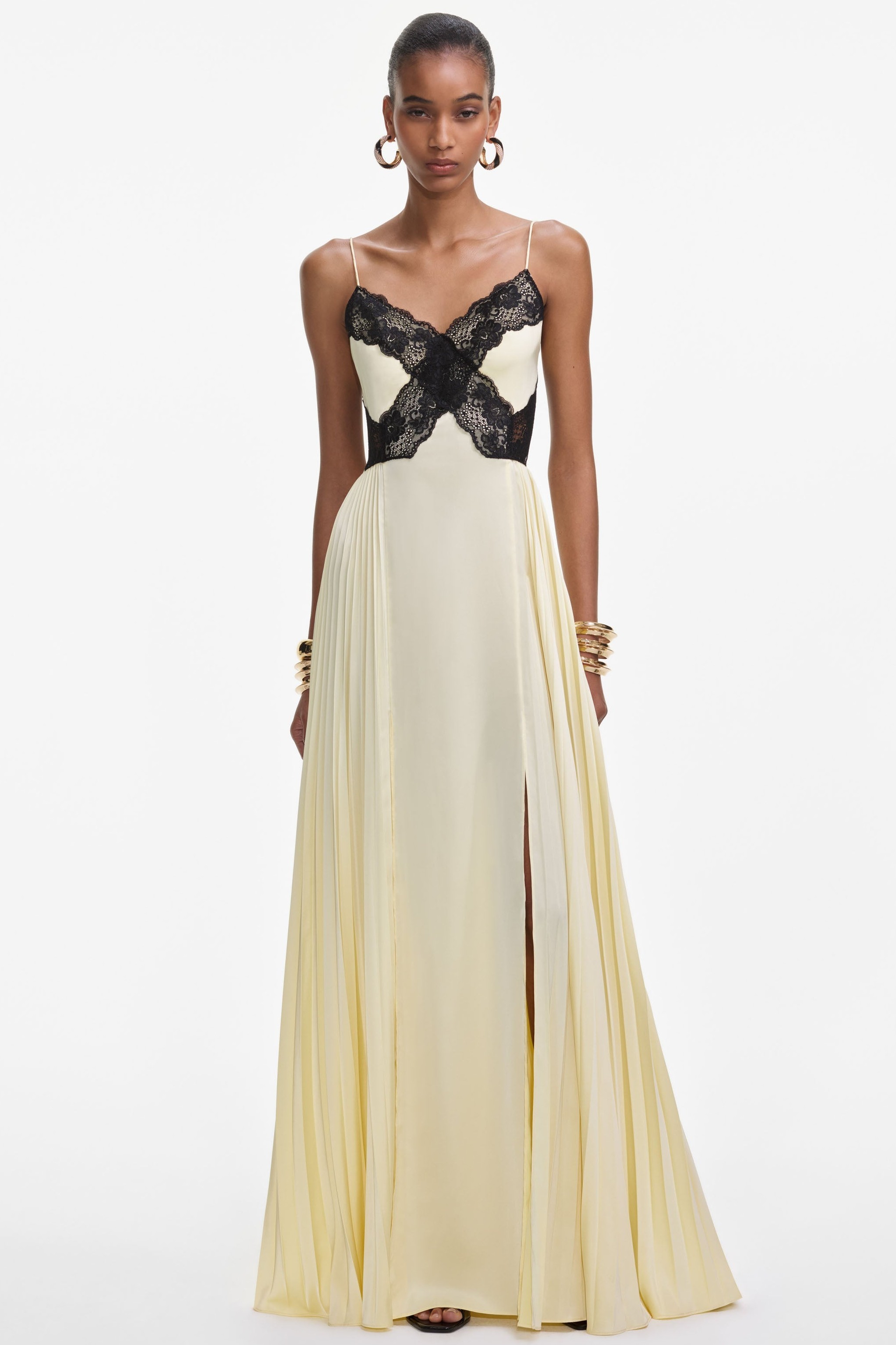 Lace Pleated Sweetheart Neck Maxi Dress