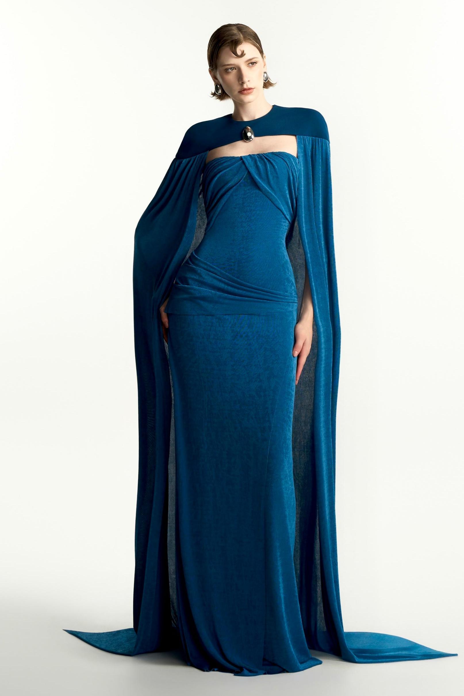 Gathering Strapless Maxi Dress With Cape