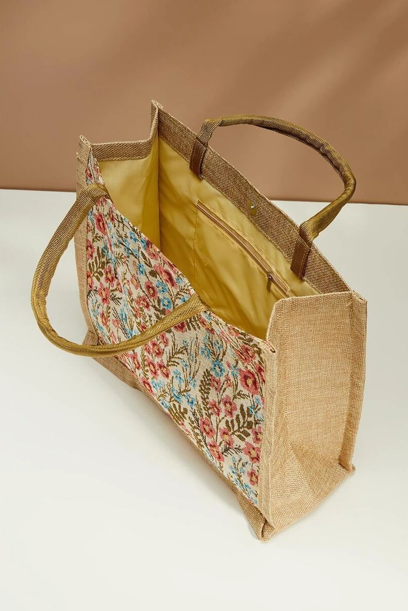 Floral Embroideried Burlap Handbag