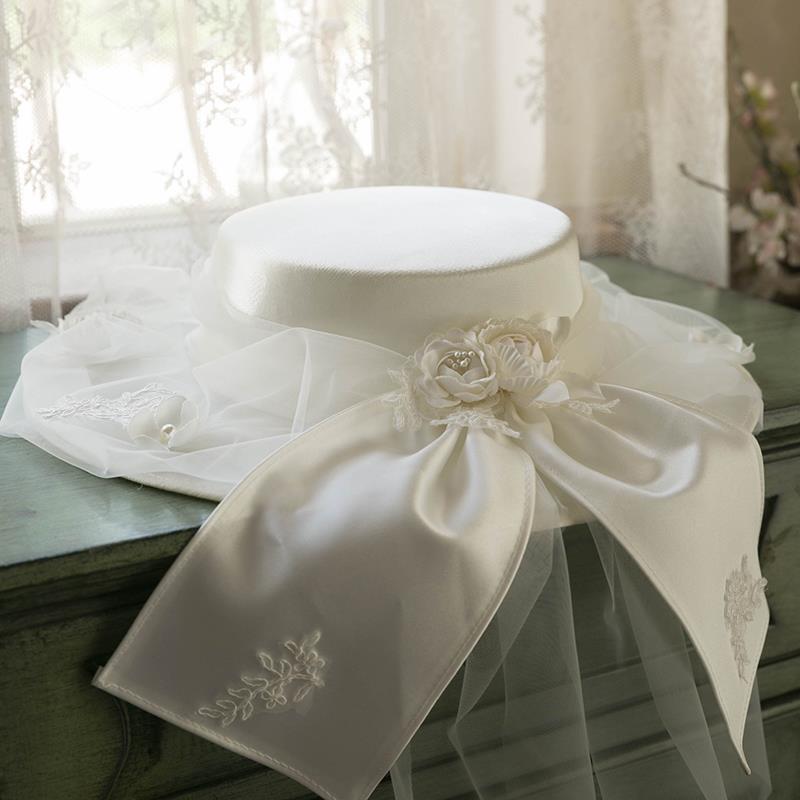 Women's White French Retro Forged Flat Top Hat