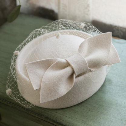 French Bow Hepburn Style Fashionable Woolen Hat