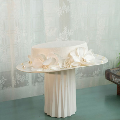 Elegant Vintage French Bow Tie White Top Hat