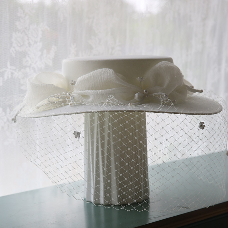 White Satin Mesh Flowers Elegant Retro Top Hat