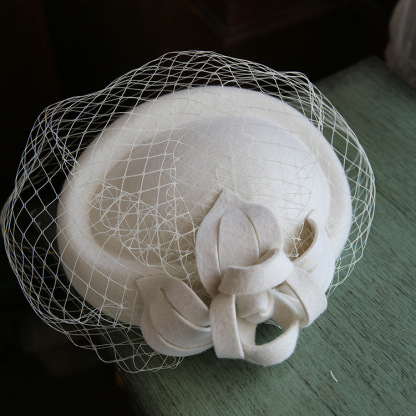 Women's Retro Fashion Mesh Wool Top Hat