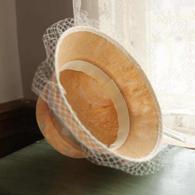 Elegant Lace Flower Hepburn Fisherman Hat