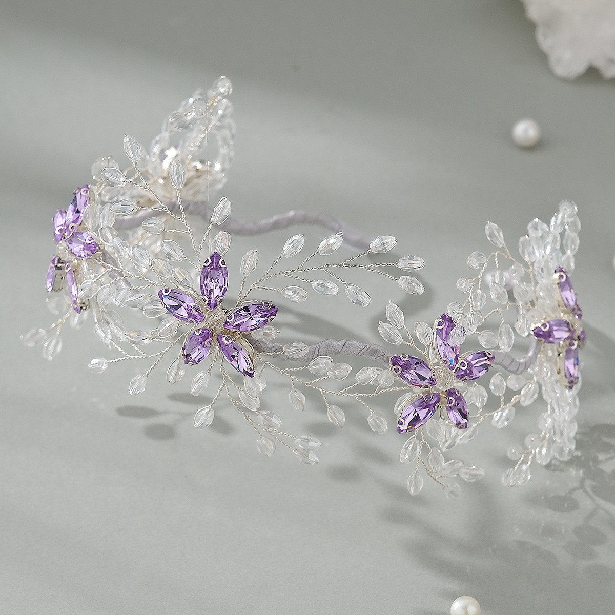 Sweet And Elegant Bridal Headband