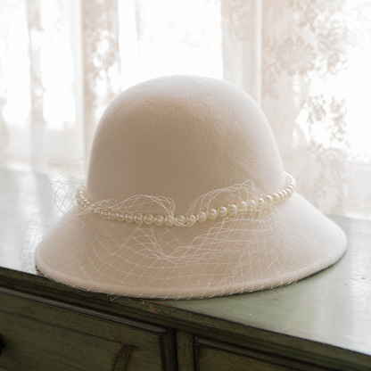 French Elegant Mesh Wedding Hat