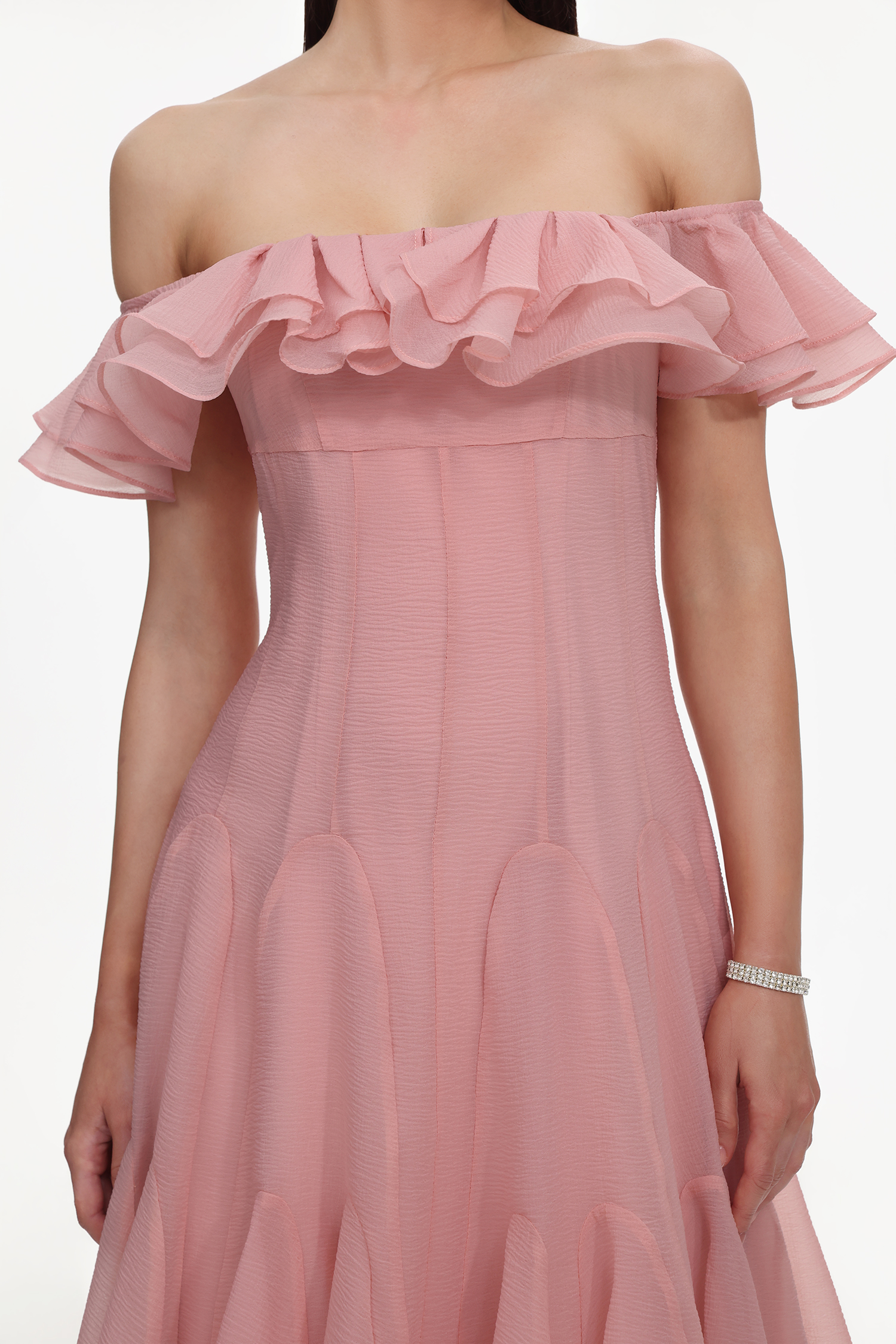 Wika Romantic Flowy Off Shoulder Ruffle Midi Dress