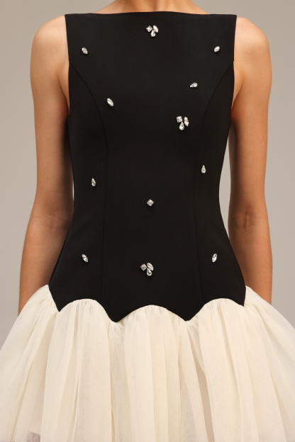 Salamo Sleeveless Diamond Mini Dress