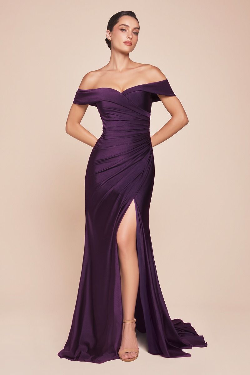Fitted Sweetheart Off The Shoulder Stretch Spandex Pleated Gown CD790
