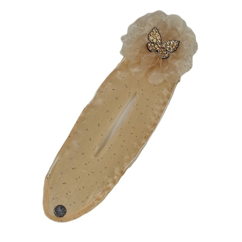 Blossom Twist Hair Clip: Effortless Floral Elegance for Every Look