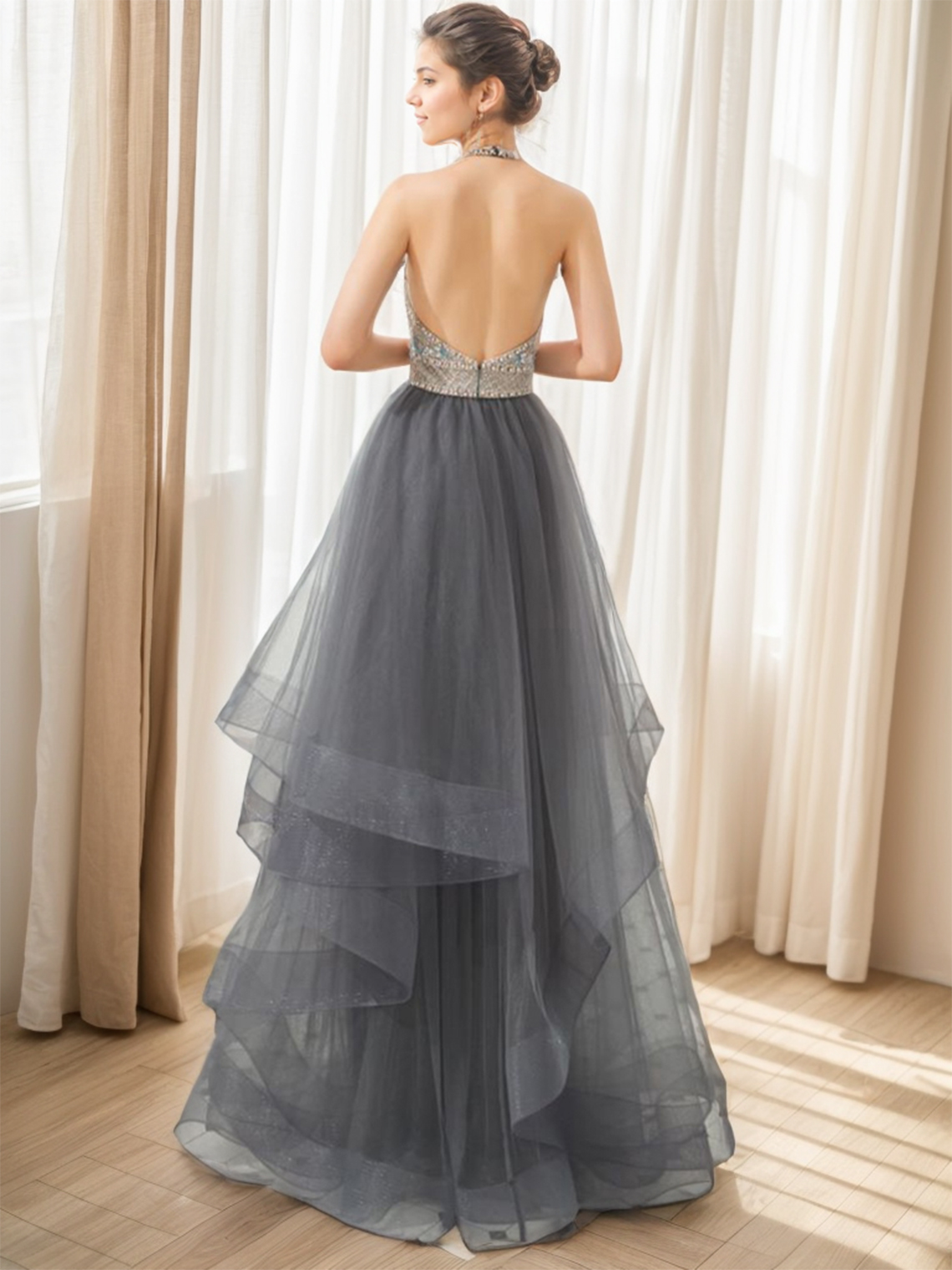  A-Line Prom Dress Halter Neck Sleeveless Floor Length Evening Dress 