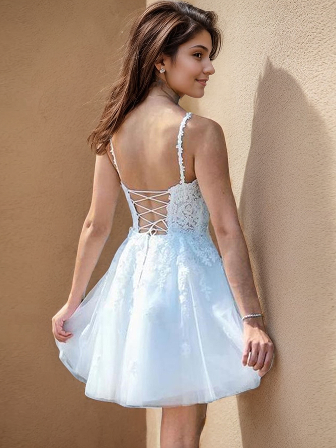 A-line V Neck Sleeveless Lace Tulle With Appliqued Homecoming Dress