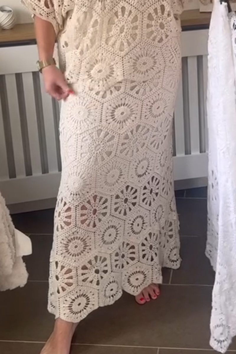 Women V-Neck Pattern Hollowed Out Top+ Half Skirt Casual Set