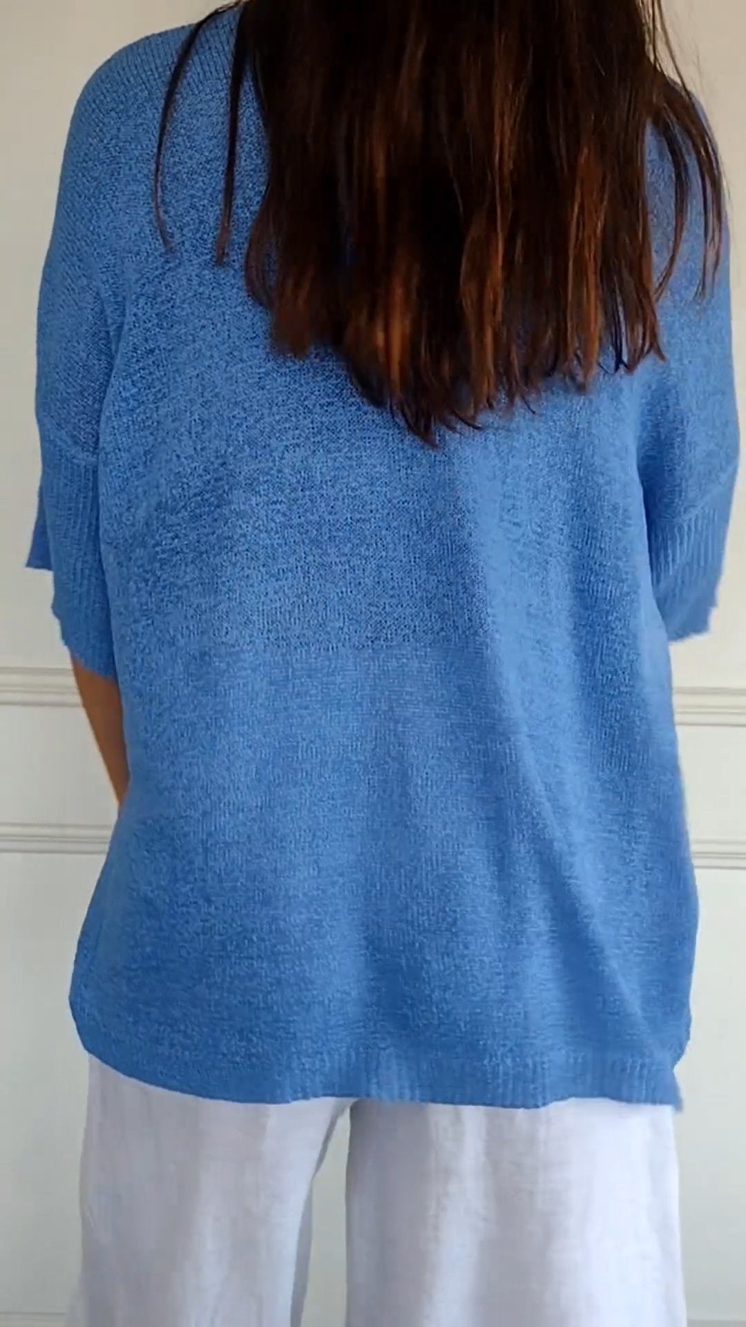 Solid Color Knitted V-neck Top-glamourty