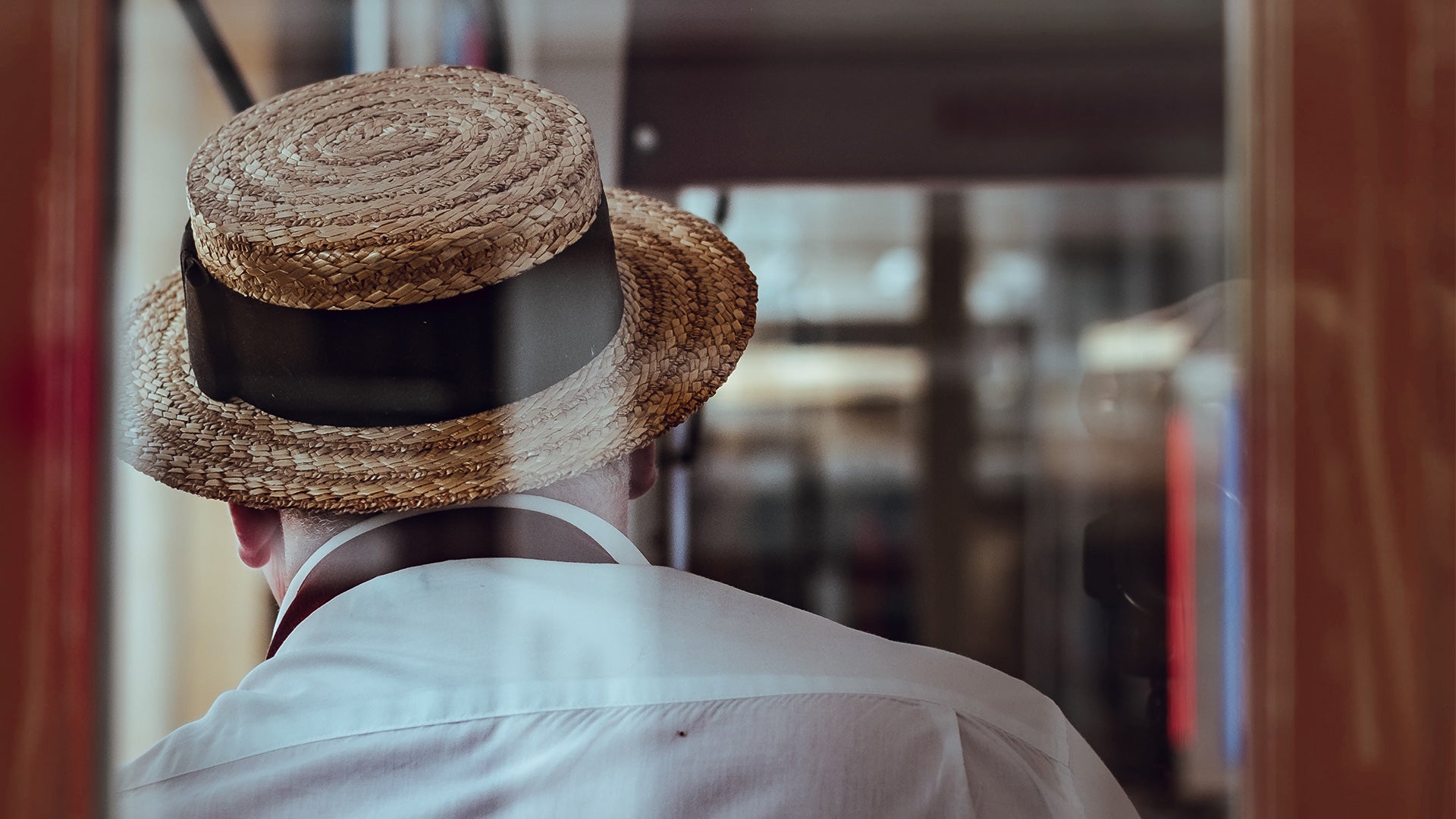 How to wear the Gatsby Boater Hat- for a stylish and elegant look.