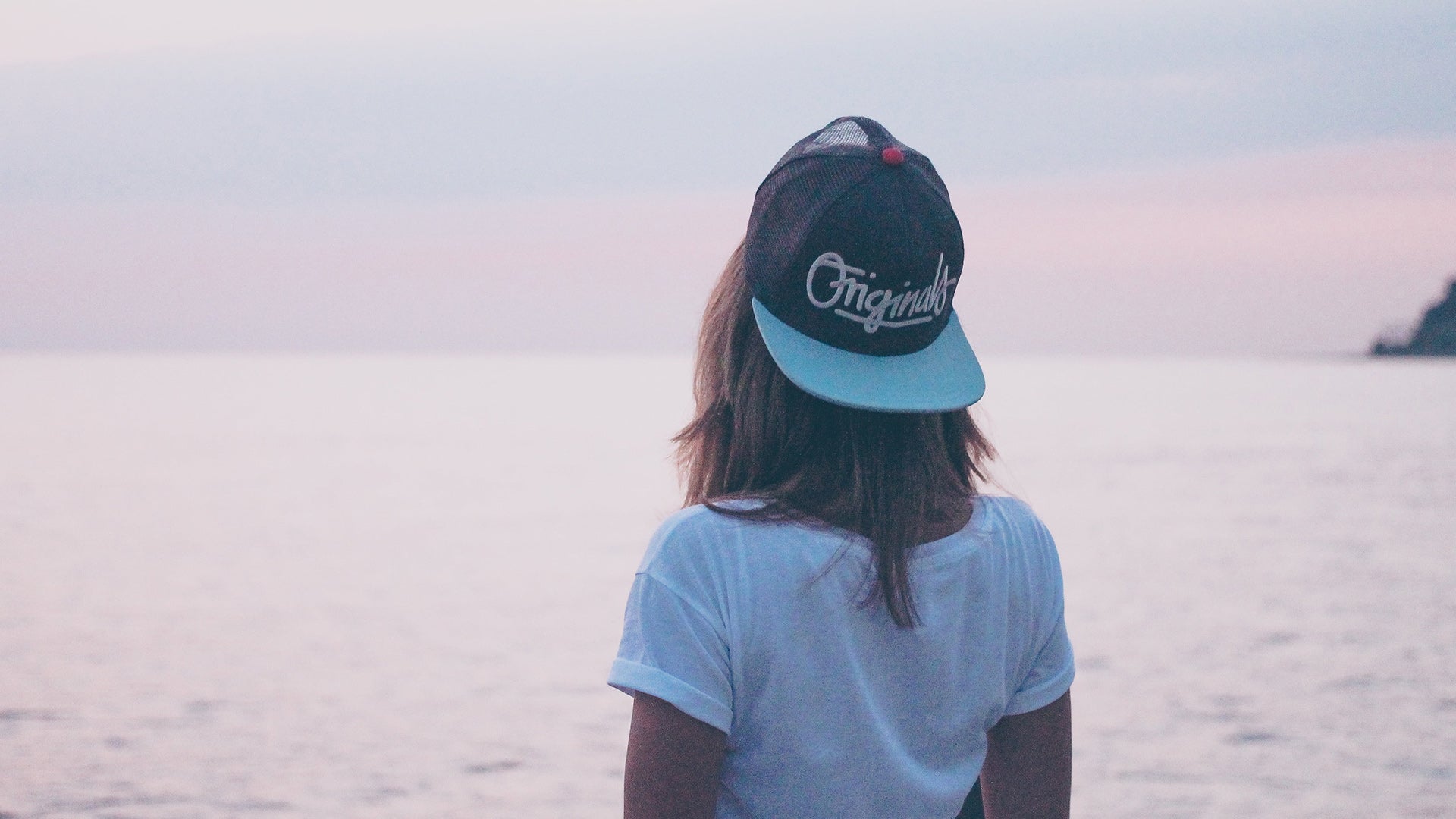 How to Style Baseball Caps for Women's Fashion