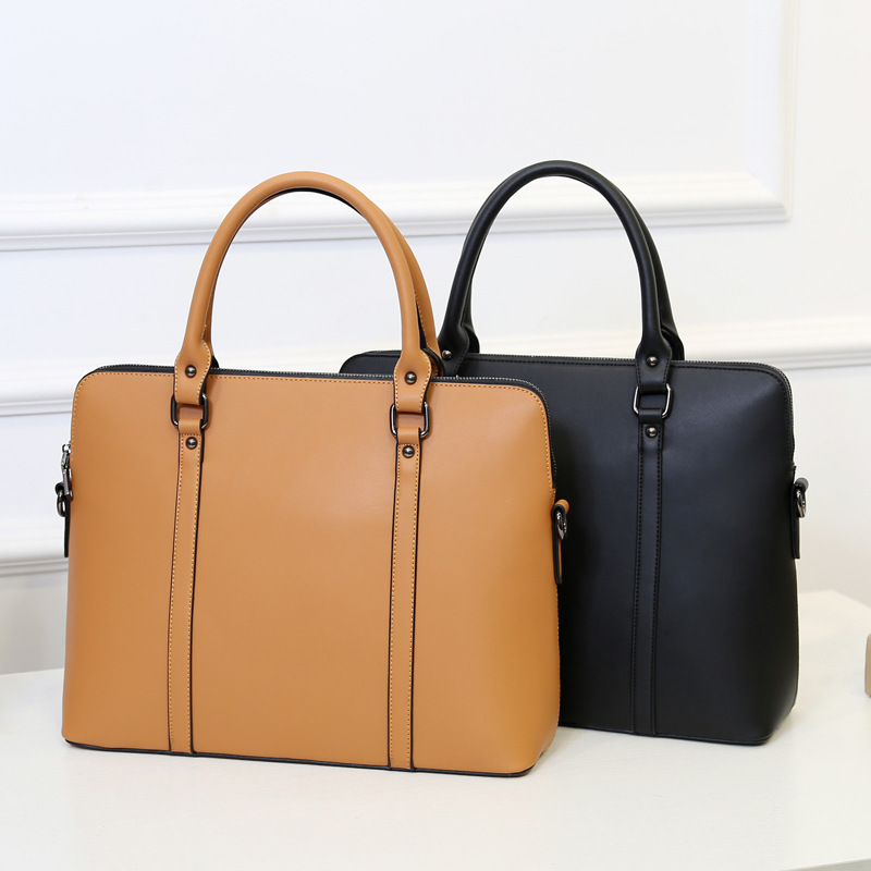 Sac Ordinateur Femme en Cuir Multipoches avec Bandoulière