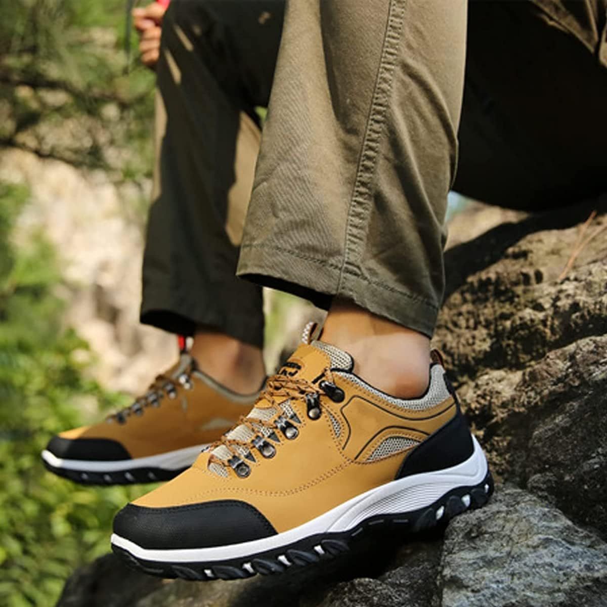 Chaussures de randonnée de luxe avec une touche sportive