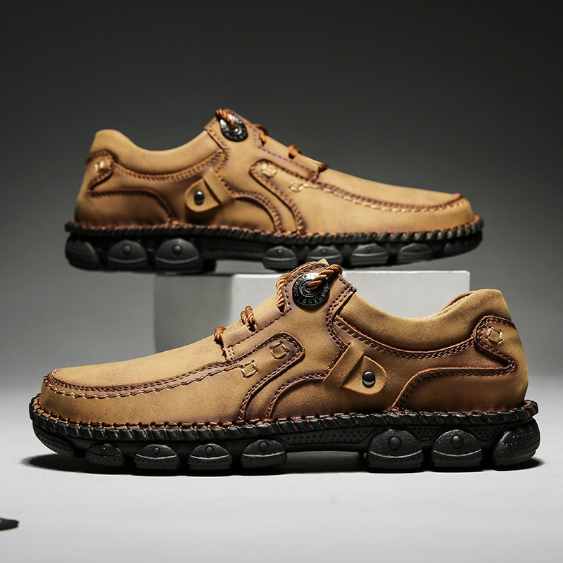 Chaussures en cuir pour hommes à semelle épaisse cousues à la main