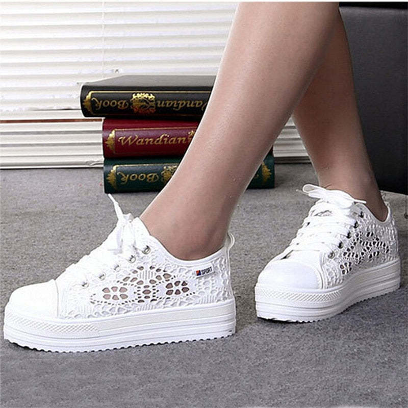 Chaussures d'été décontractées pour femmes avec découpes en toile respirante-Luckweek
