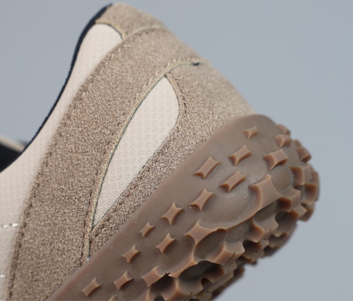 Men's Outdoor Wide-Fit Boots