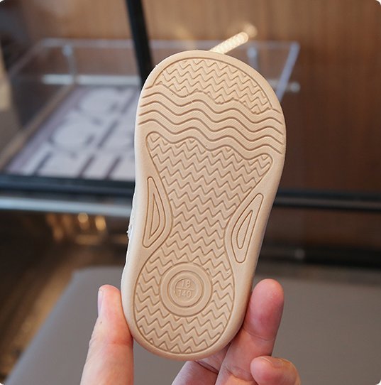 Children's soft-soled non-slip walking shoes
