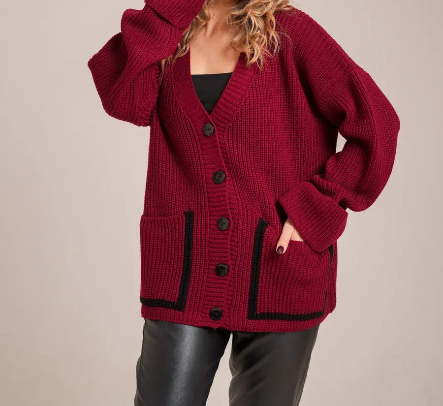 Loose V-neck sweater jacket
