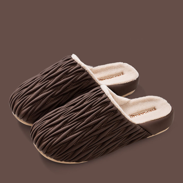 Unisex Yuan Gang Pleated Indoor Cotton Slippers