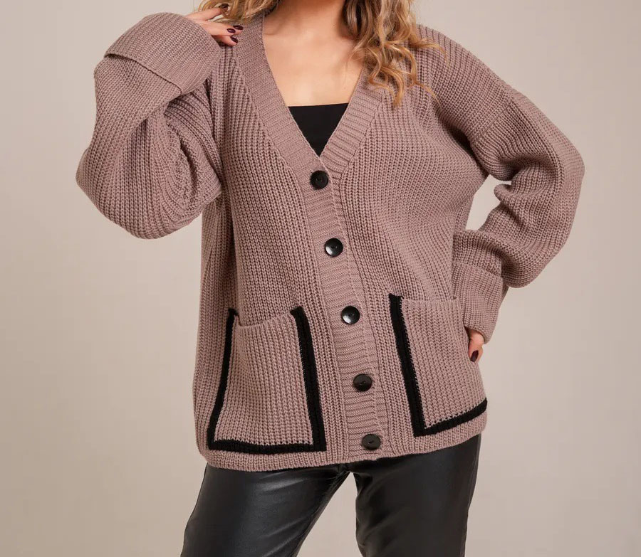 Loose V-neck sweater jacket