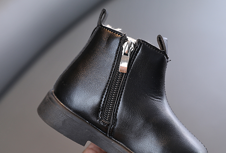 Boys' and girls' thermal-lined Martin boots