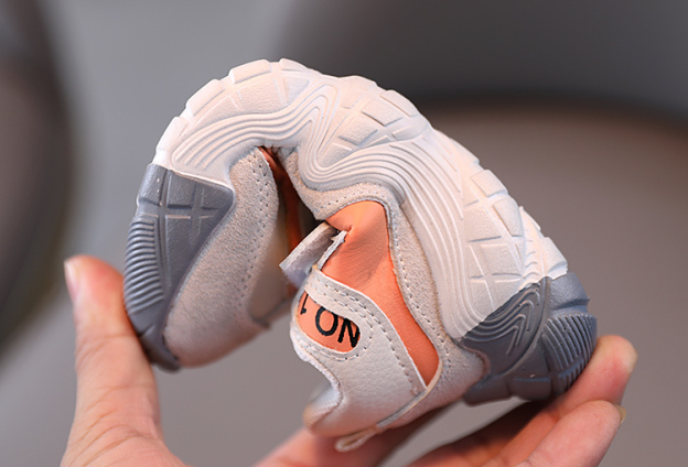 Boys' leather upper soft sole walking shoes