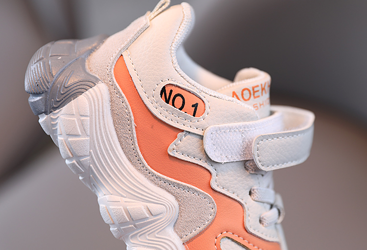 Boys' leather upper soft sole walking shoes