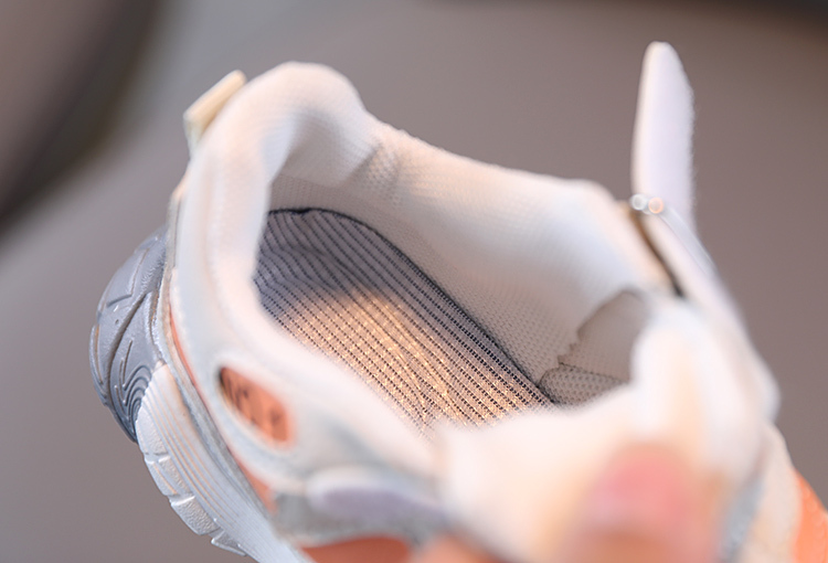 Boys' leather upper soft sole walking shoes