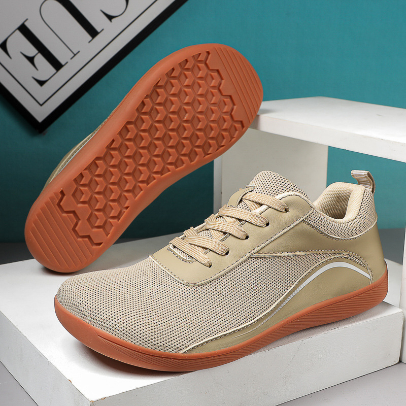 New casual flyknit upper fitness shoes