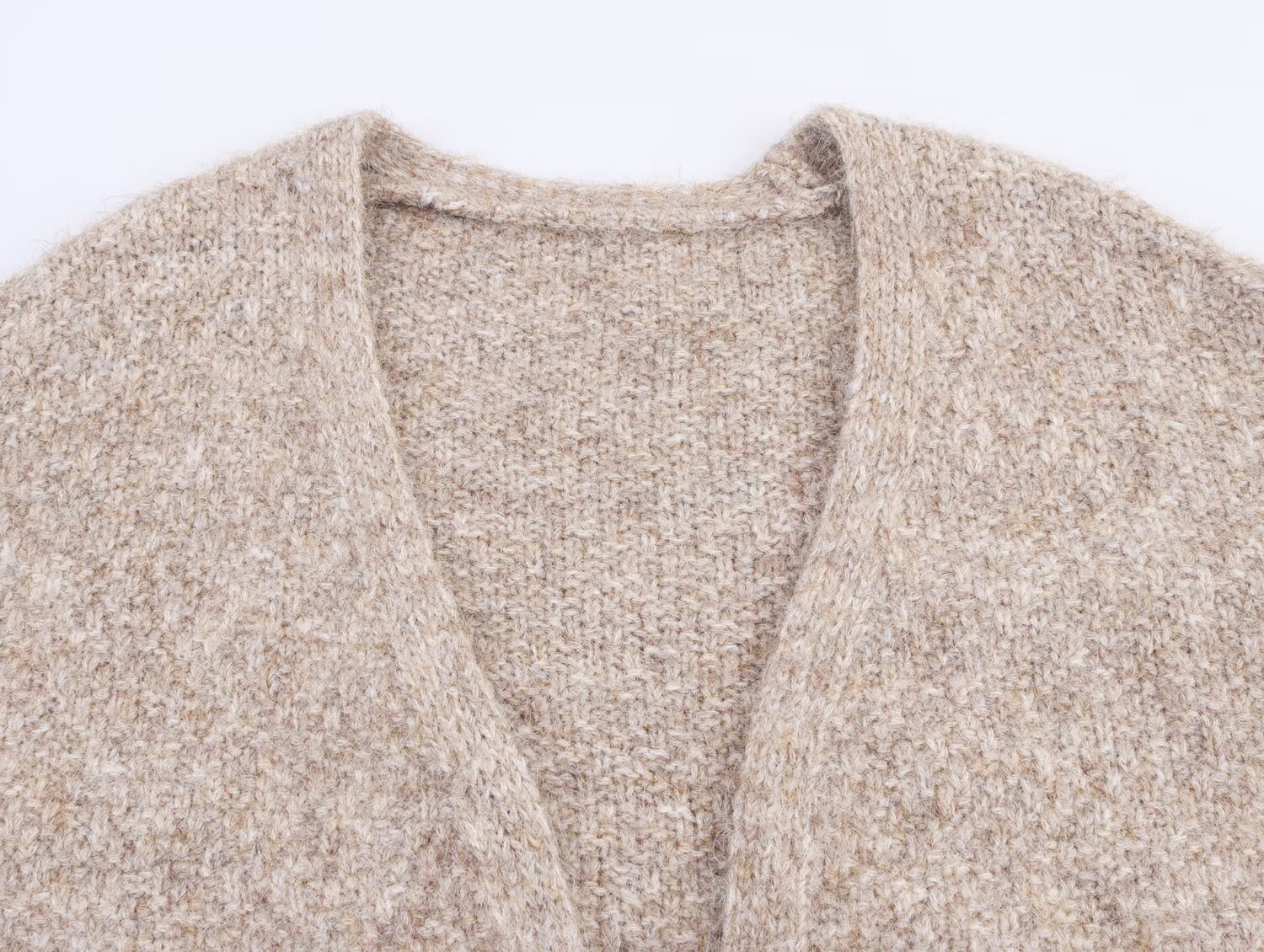 Versatile Solid-Color V-Neck Long-Sleeve Minimalist Buttonless Knit Cardigan