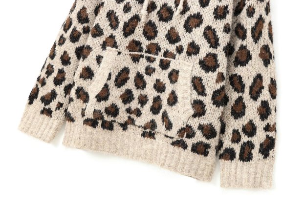 Retro oversized leopard print knit jumper