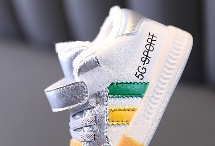 Fleece-lined soft-soled leather baby girl's walking shoes