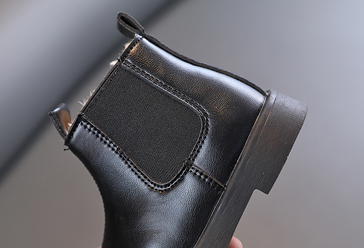 Boys' and girls' thermal-lined Martin boots