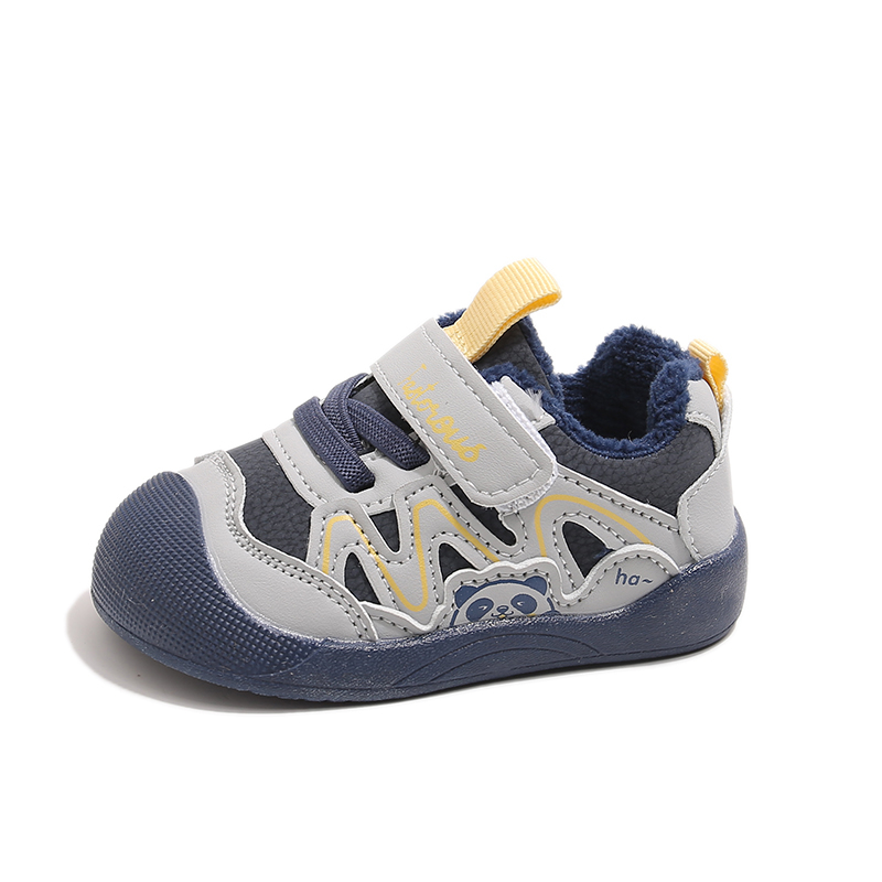 Children's soft-soled non-slip walking shoes