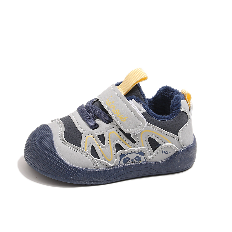 Children's soft-soled non-slip walking shoes